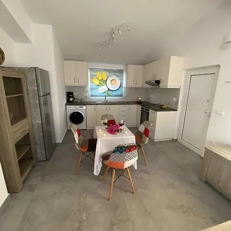 Sea & Olive Retreat