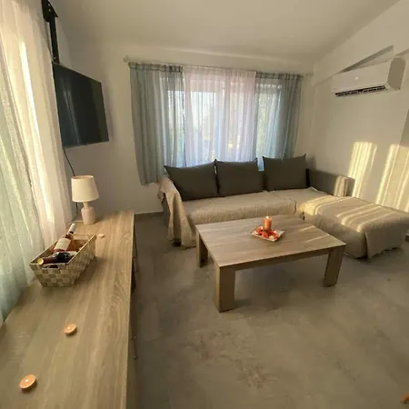 Sea & Olive Retreat شقة