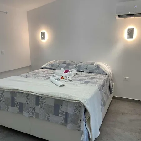 Sea & Olive Retreat شقة
