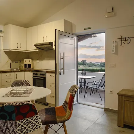 Sea & Olive Retreat *
