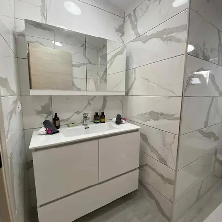 Sea & Olive Retreat Apartment *